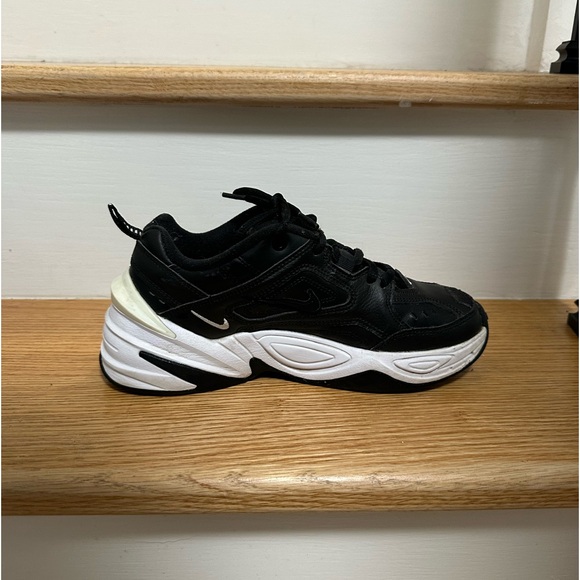 nike shoes - Picture 4 of 7